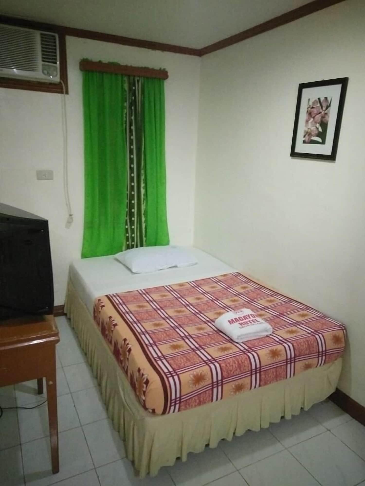 Magayon Hotel Legazpi Exteriér fotografie